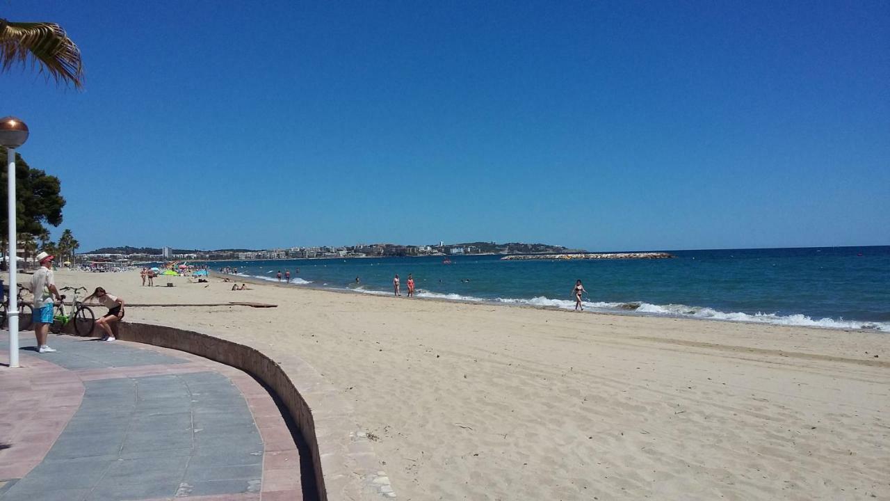 Apartment In Salou, Escaladei Екстериор снимка